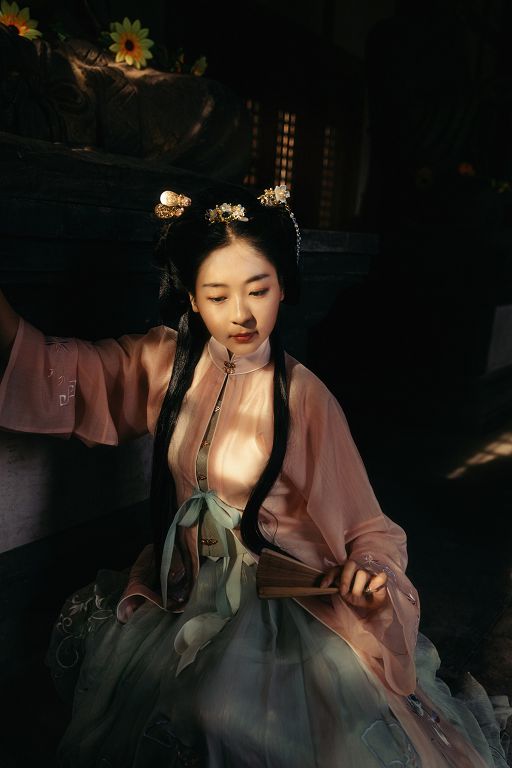 成功不等于假装稳重