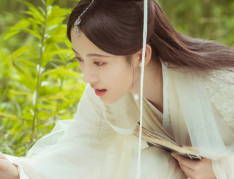 ϸ
